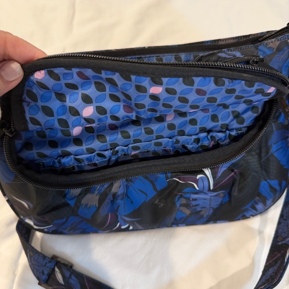 Lug Samba Crossbody Bag in Botanical Black and Blue pattern - Picture 3 of 9